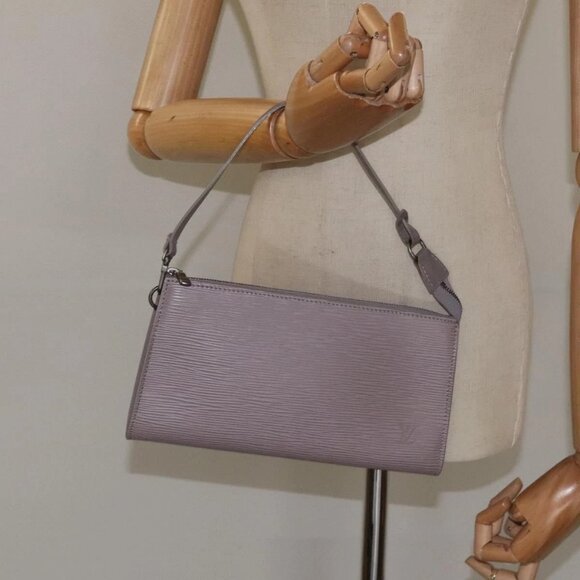 LOUIS VUITTON Epi Pochette Accessoires Accessory Pouch Lilac Auth - Picture 15 of 16